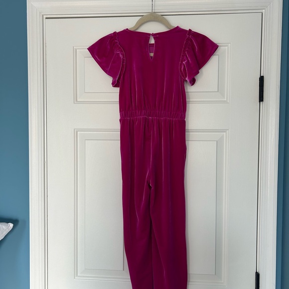 Jcrew girls size 6- cranberry velvet flutter sleeve romper. Smoke free home - Picture 3 of 5